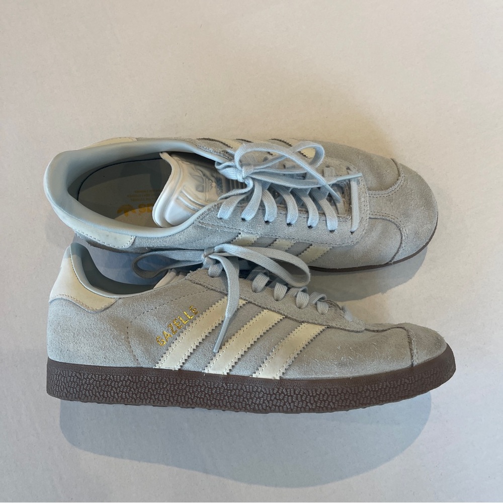 adidas Gazelle Sneakers Light Gray with Cream Stripes and Brown Sole - Picture 2 of 5